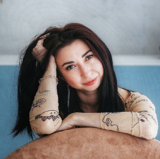 Анна Викторова